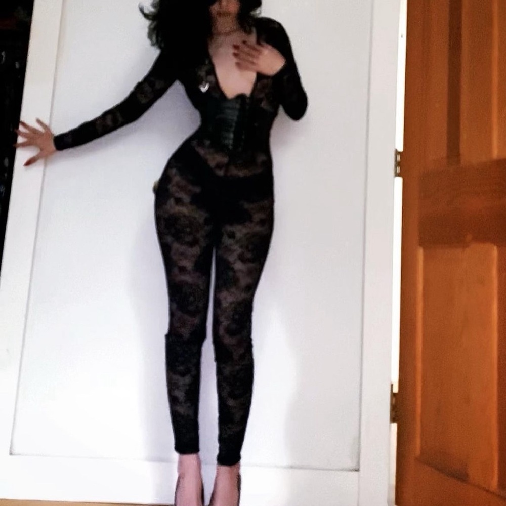 lace black body suit